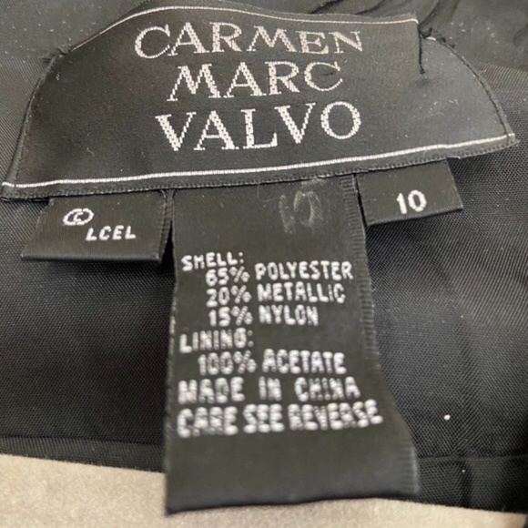 Carmen Marc Valvo beaded suit - Picture 5 of 7